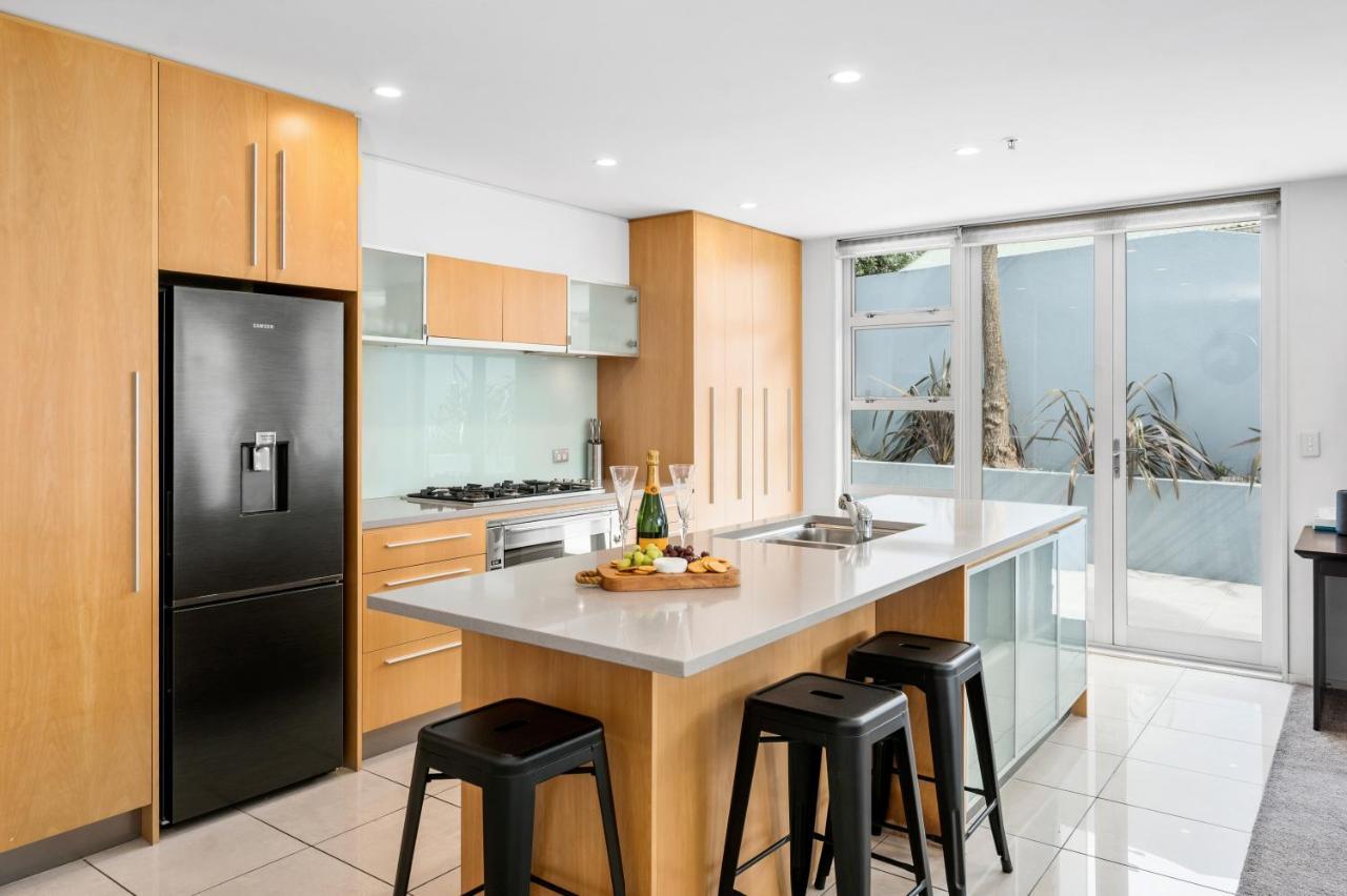 Lakeside Apartment Waimahana 1 Taupo Ngoại thất bức ảnh